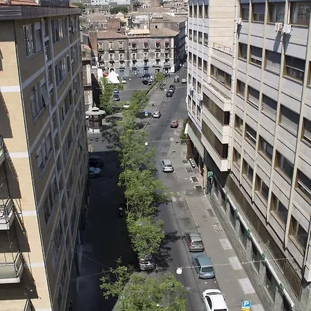 The Ugly View * Catania