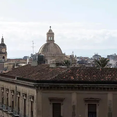 The Ugly View Apartman Catania