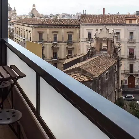 The Ugly View Apartman